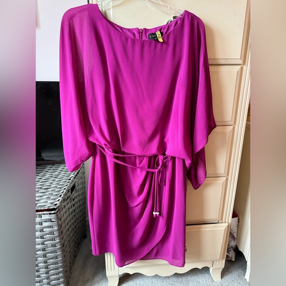 Laura tie waist chiffon dress, size 10, freshly dry cleaned. - Picture 1 of 6